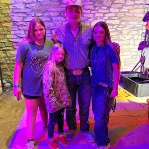 Meet your Posher, Karlee